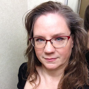 Meet your Posher, Stephanie smith